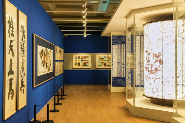 不宗凡马”韩美林首个马主题艺术展亮相冰城哈尔滨