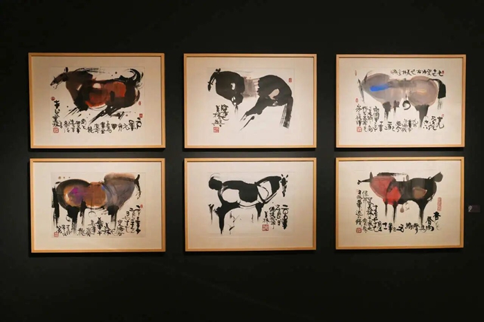 不宗凡马”韩美林首个马主题艺术展亮相冰城哈尔滨