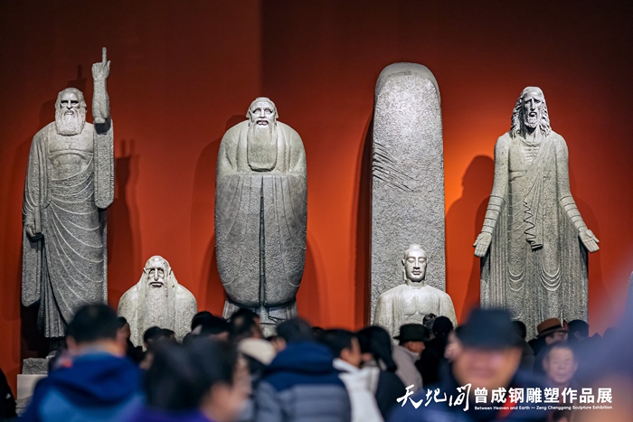 40余载“精神塑形”首次大型个展 “天地间”曾成钢雕塑作品展上海开幕